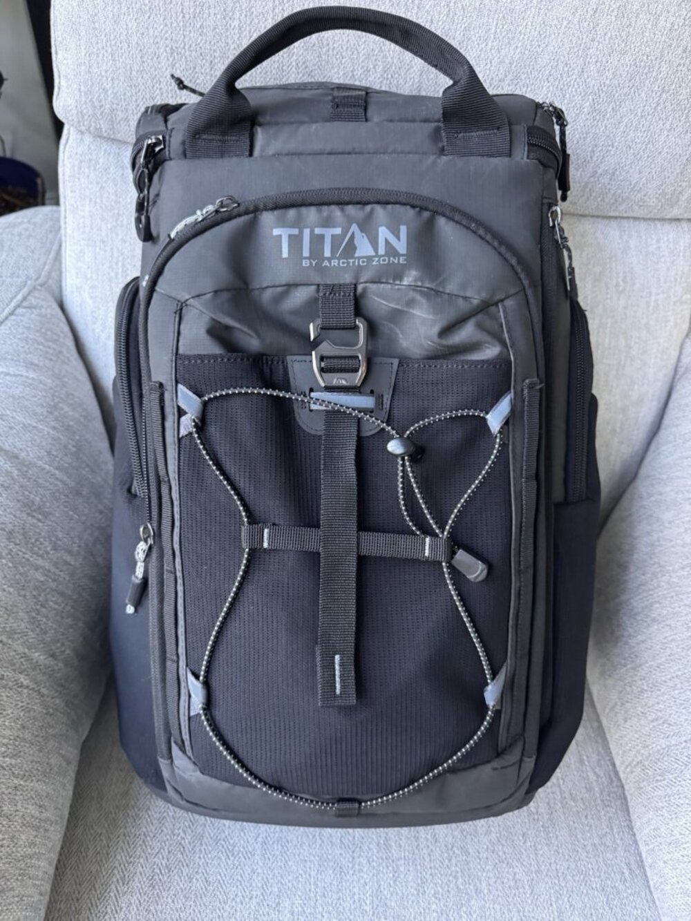 Titan By Artic Zone 26 Can Cooler Backpack Leakproof